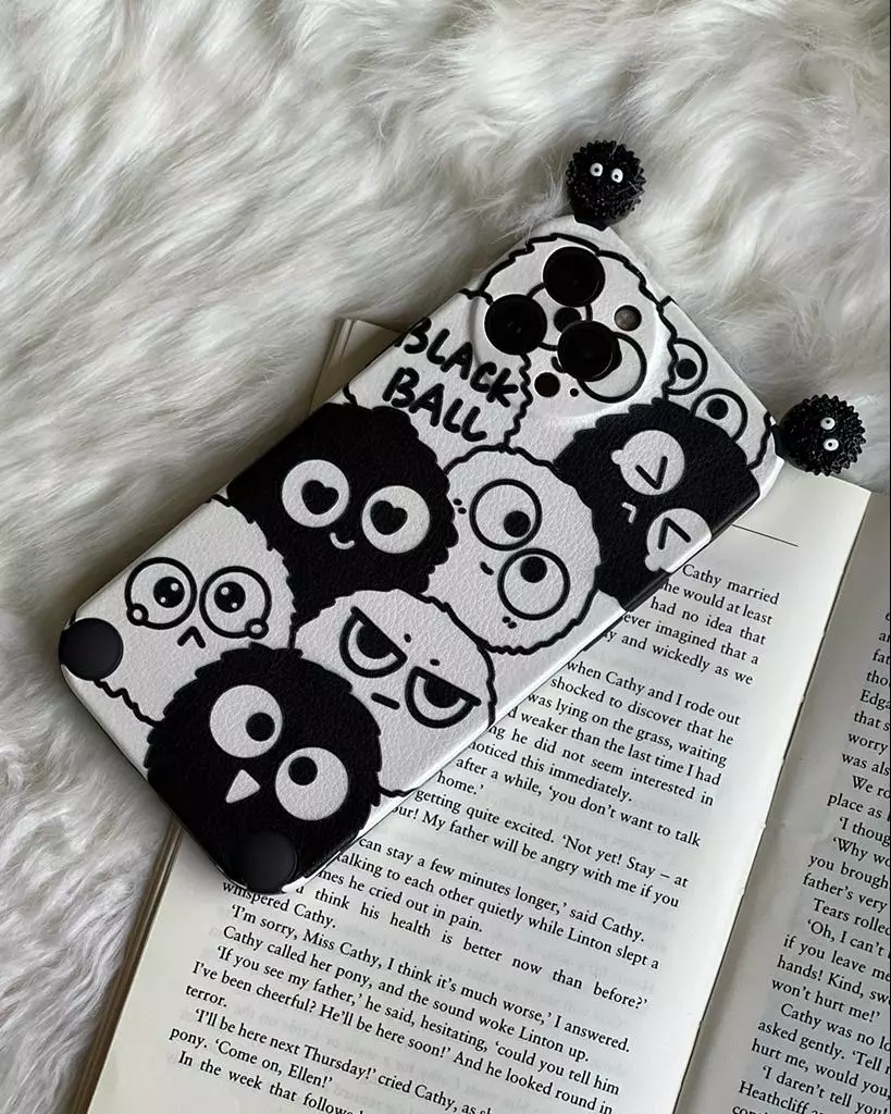 قاب موبایل آیفون هپل گوش دار سیاه و سفید محافظ لنزدار