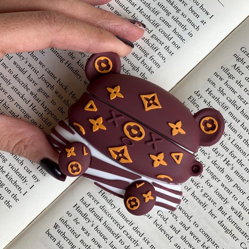 کاور ایرپاد خرس زبرا لویی ویتون