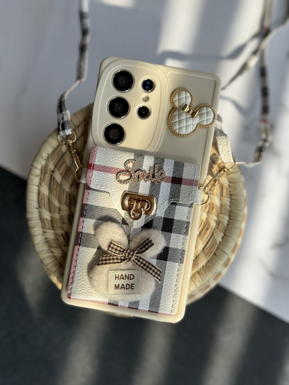 قاب موبایل سامسونگ میکی باربری جاکارتی دار + بندست بلند