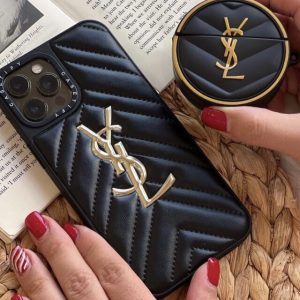 قاب موبایل آیفون سن لورن چرمی