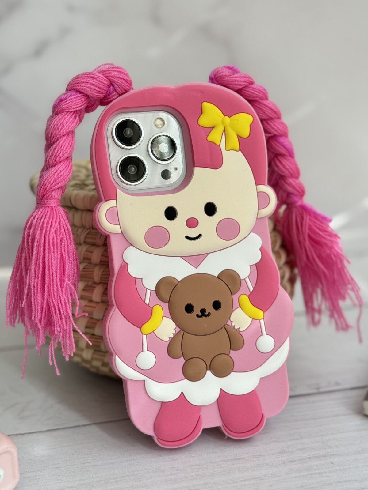 قاب موبایل آیفون عروسک صورتی لونا