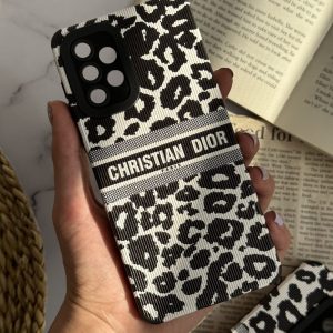 قاب موبایل سامسونگ کریستین دیورپاریس دوربین قلبی محافظ لنز سیاه و سفید