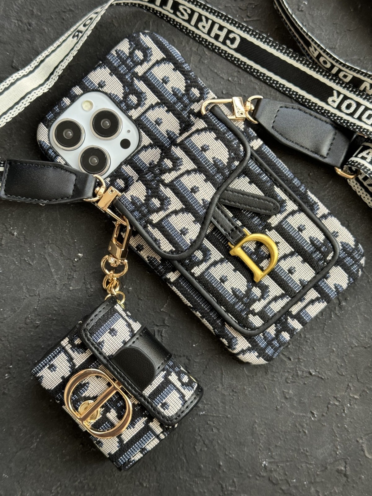 قاب موبایل ( آیفون - سامسونگ ) دیور آویز یک طرفه لوگو فلزی جاکارتی دار