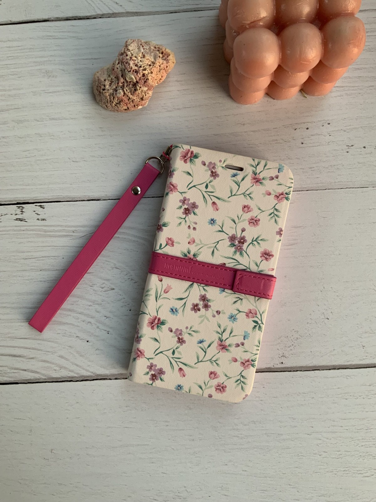 قاب موبایل آیفون والت ممویی طرح گل