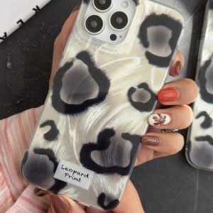 قاب موبایل آیفون پلنگی لیپارد