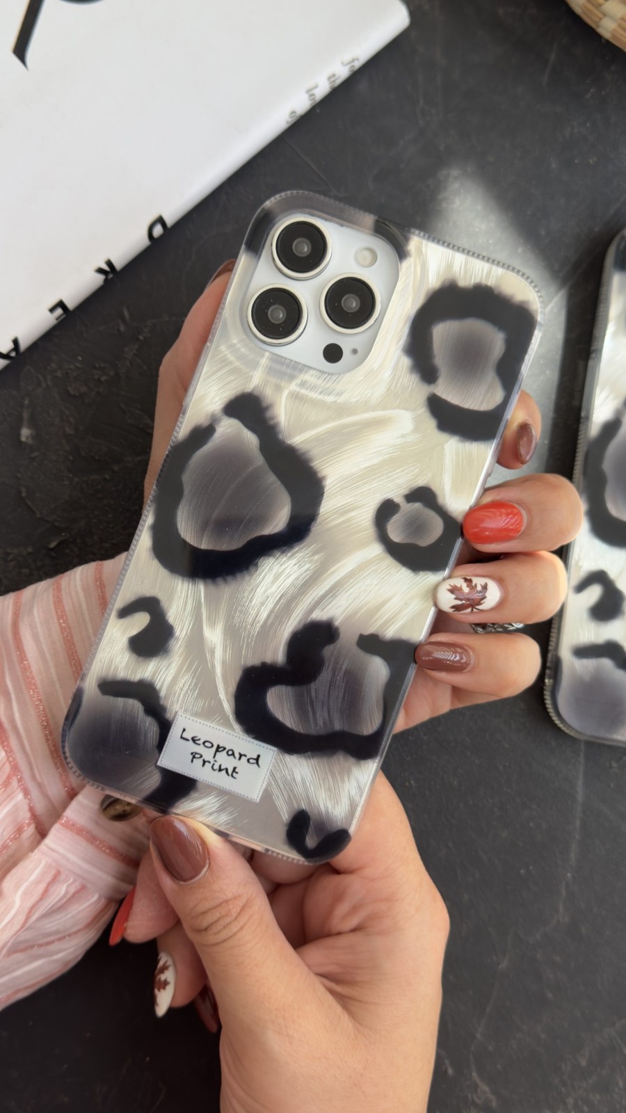 قاب موبایل آیفون پلنگی لیپارد
