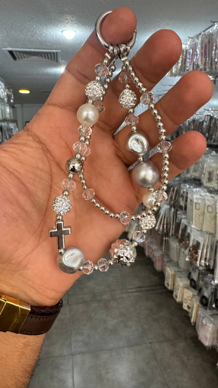 بند و آویز صلیبی