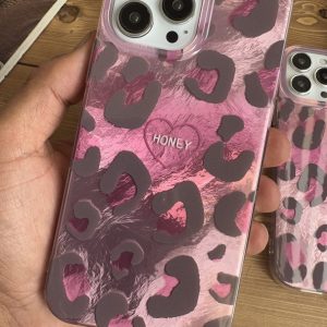 قاب موبایل آیفون پلنگی صورتی قلب هانی