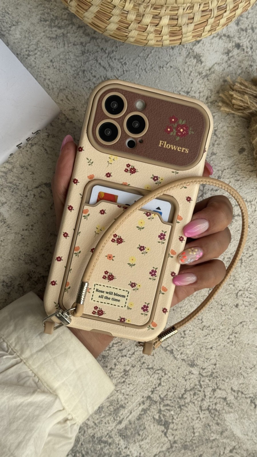 قاب موبایل گل رز فیوره جاکارتی + بندست