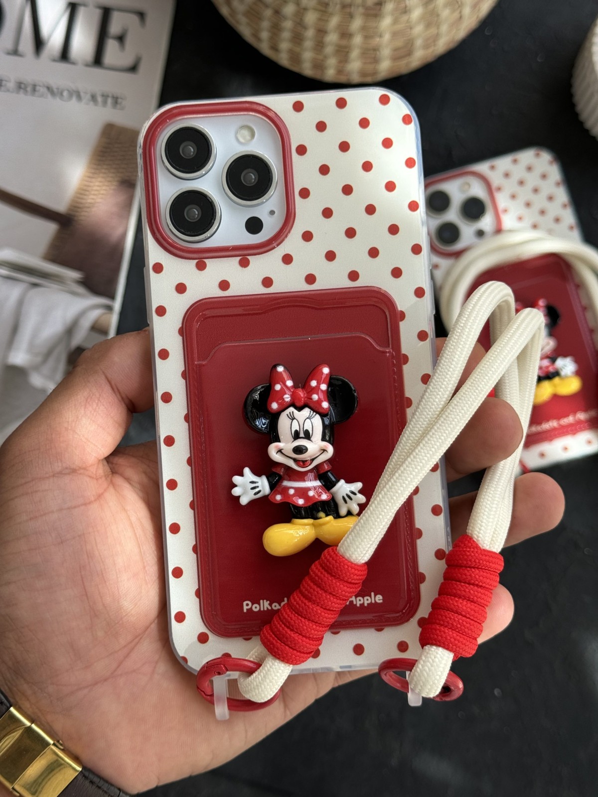 قاب موبایل آیفون میکی برجسته خال خالی جاکارتی بنددار