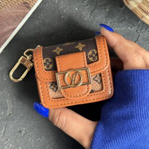 کاور ایرپاد لویی ویتون بگی والت جاکارتی