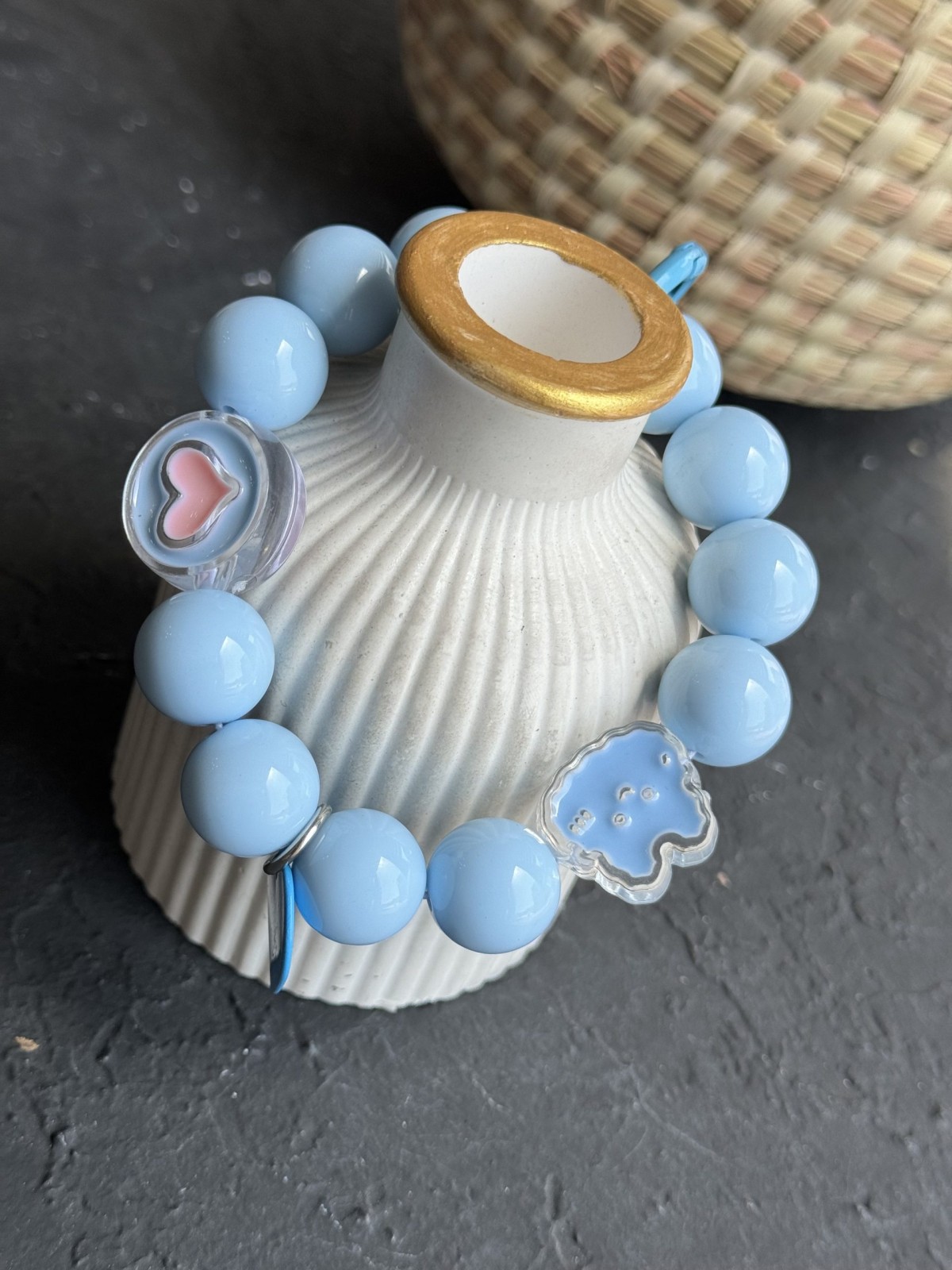 بند و آویز توپی آبی