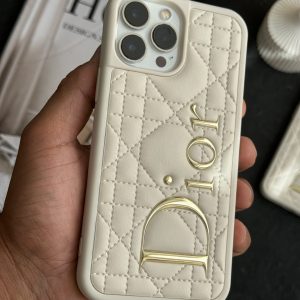 قاب موبایل آیفون دیور هوم اینتنس بالشتی چرمی