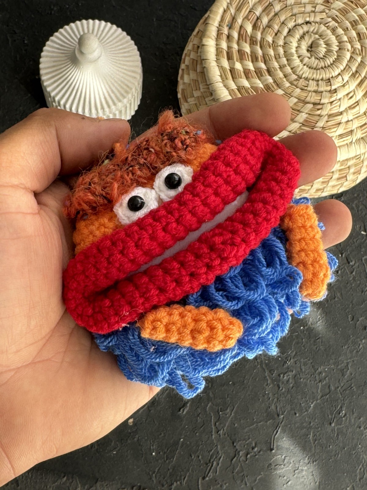 کاور ایرپاد پشمالو قرمز آبی دهن گشاد