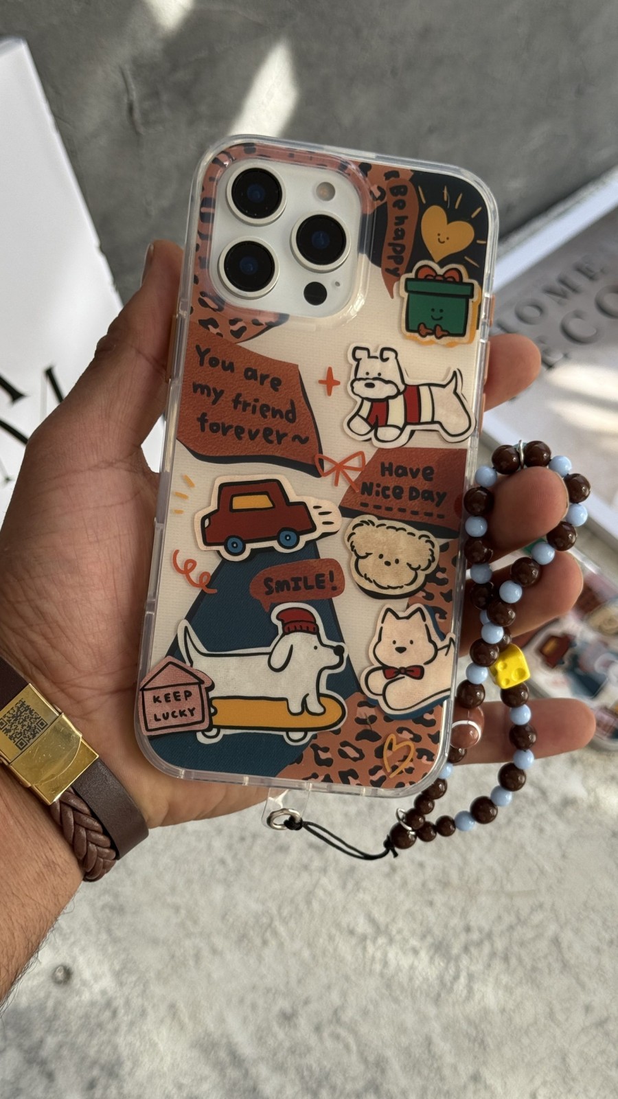 قاب موبایل آیفون سگ پاپی داون تاون + بندست