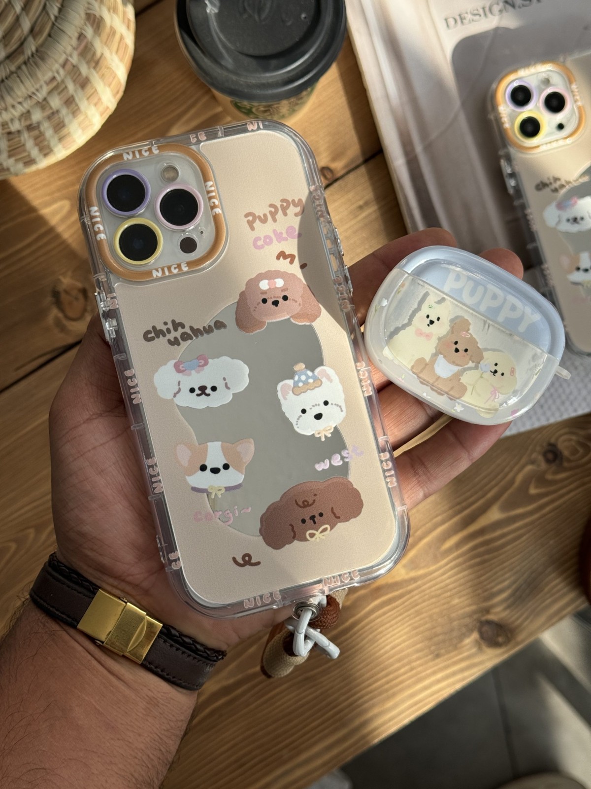 قاب موبایل آیفون سگ پاپی شکلاتی آیینه ای بند کوتاه