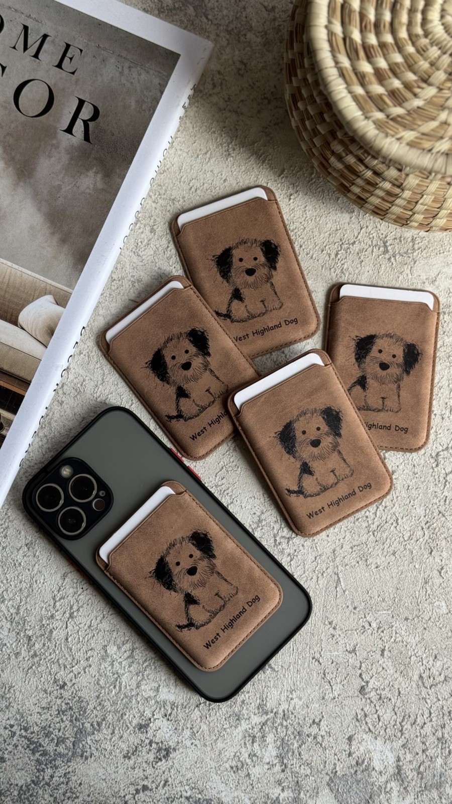 والت و جاکارتی مگنتی سگ پاپی